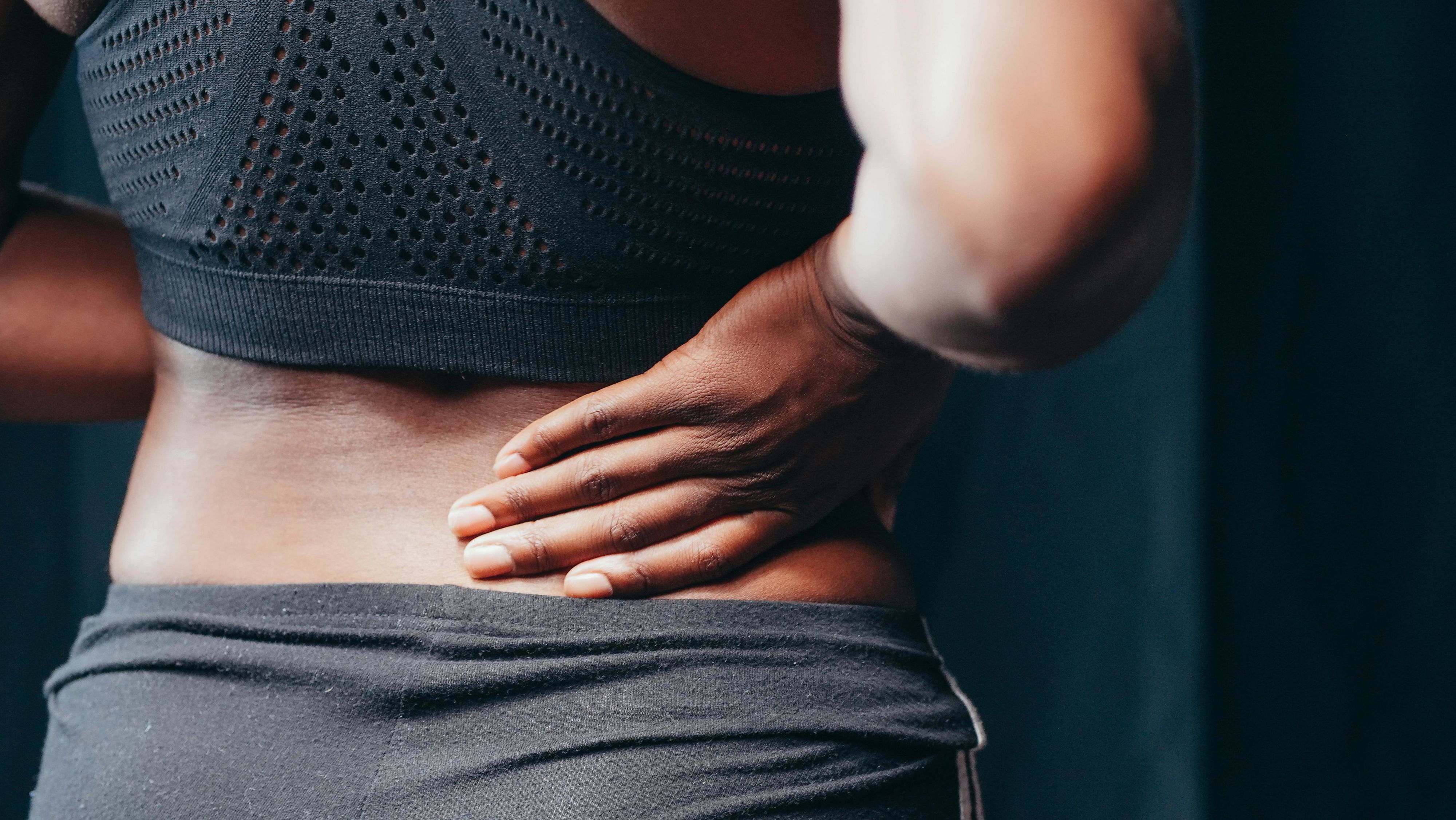 5 reasons you have back pain  and how to avoid it